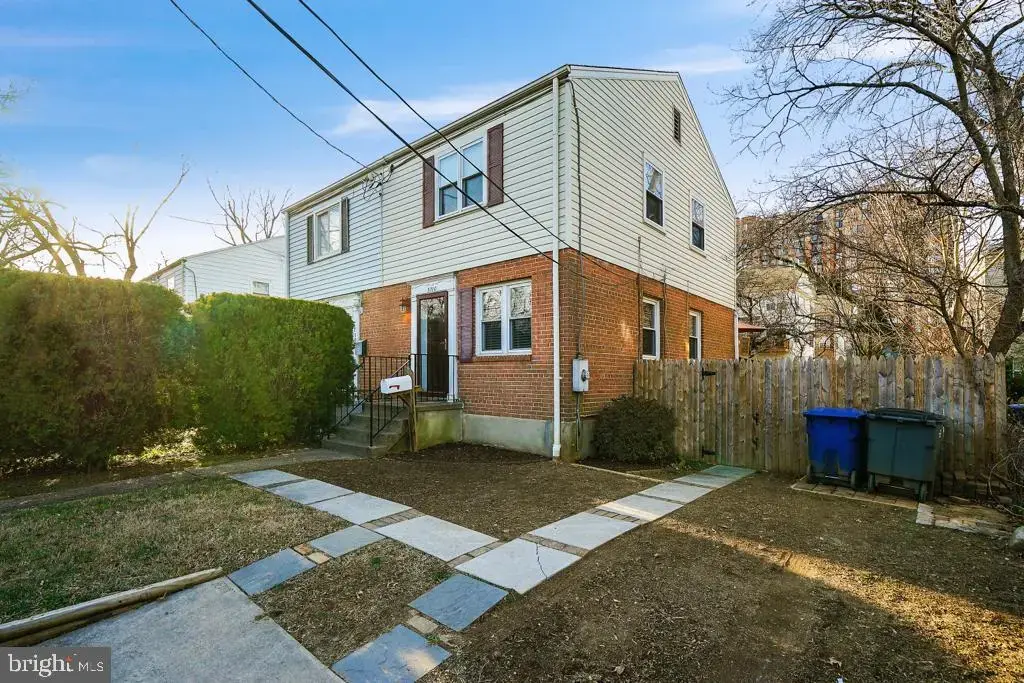 5710 Fenwick Dr, ALEXANDRIA