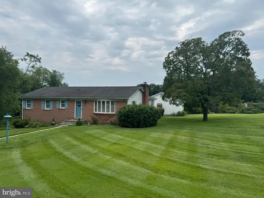 1405 Wildwood Dr, FALLSTON