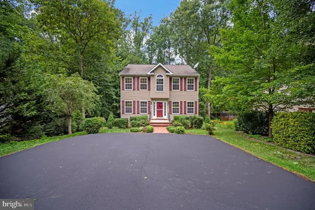 763 Canterbury Dr, RUTHER GLEN