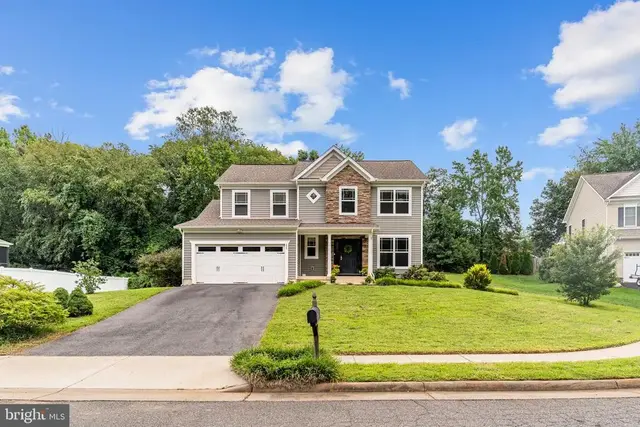 11 Prescott Ln, Fredericksburg