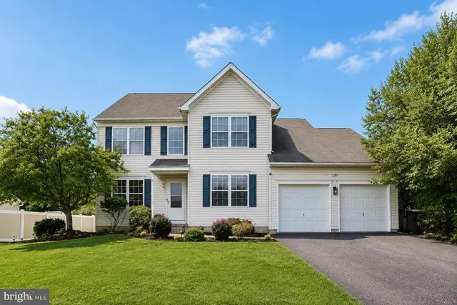 1289 Meadowview Dr, Pottstown
