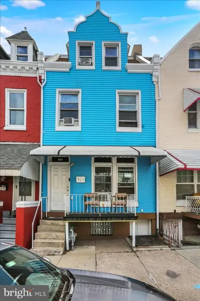 943 N 10th St, Reading