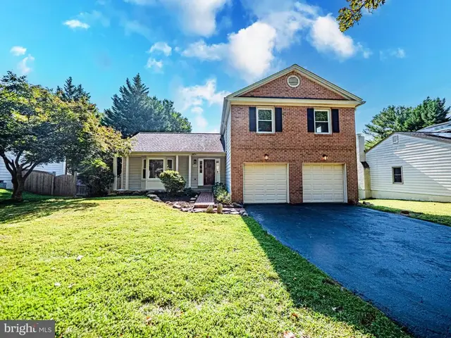 406 Feather Rock Dr, Rockville