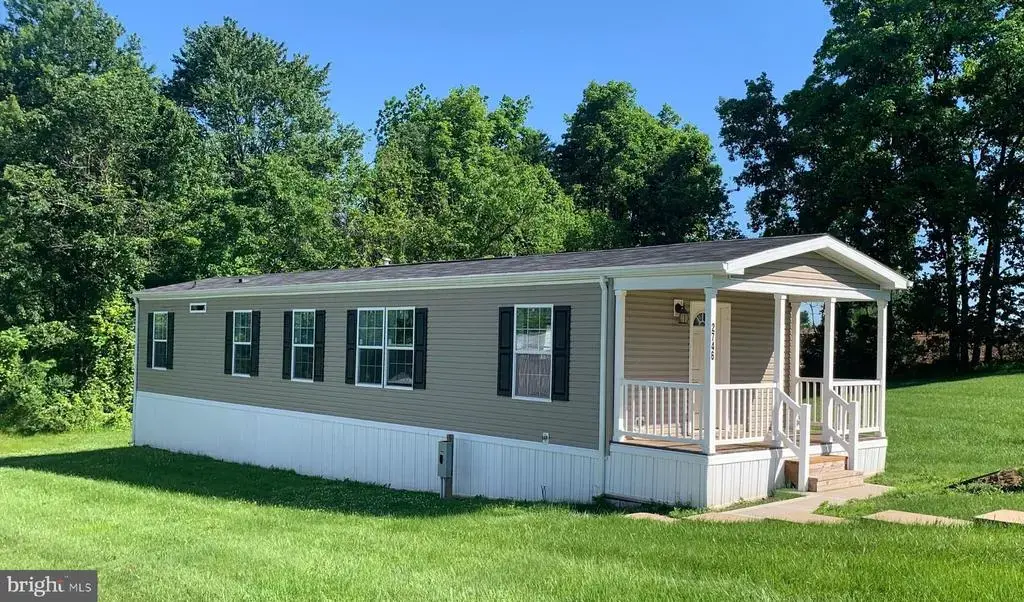 2746 Genna Cir, DOVER