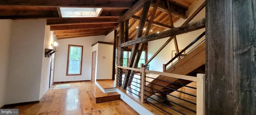 4989 Valley Park Rd #barn Apartment, DOYLESTOWN