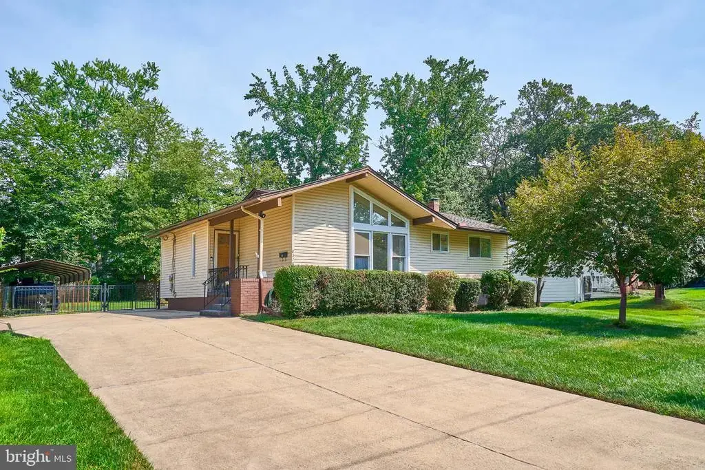 8510 Cottage St, VIENNA
