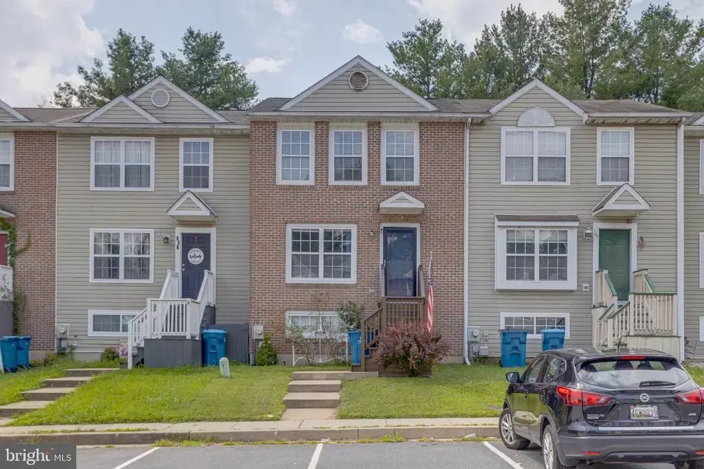 145 Mahogany Dr, NORTH EAST