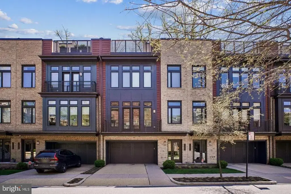 5428 Merriam St, BETHESDA