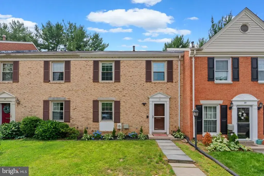 16 Cornerwood Ct, GAITHERSBURG