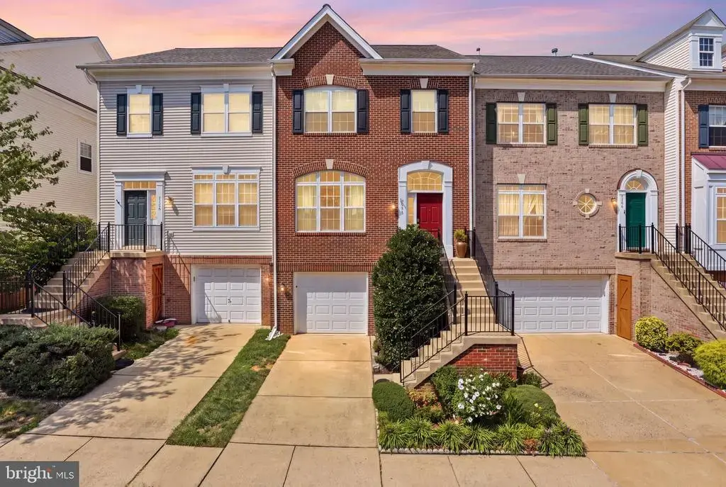 7348 Bloomington Ct, SPRINGFIELD