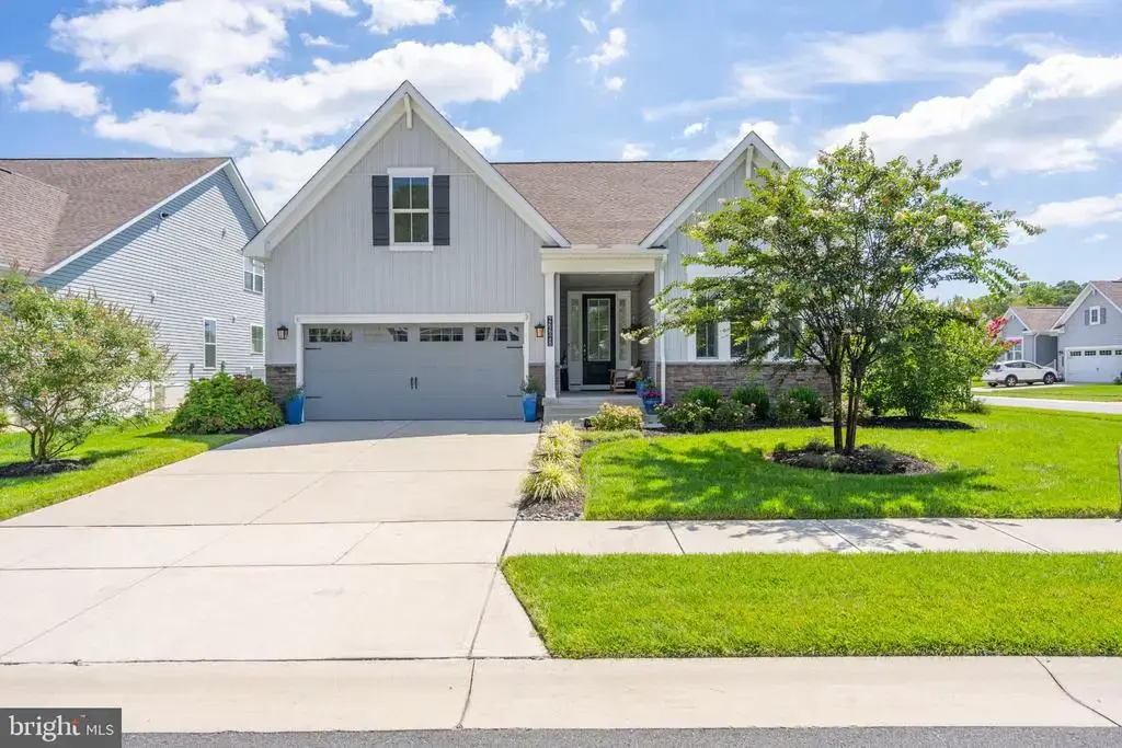 26628 Weathervane Way, FRANKFORD