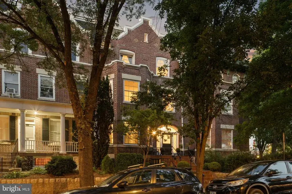1705 Lamont St Nw, WASHINGTON