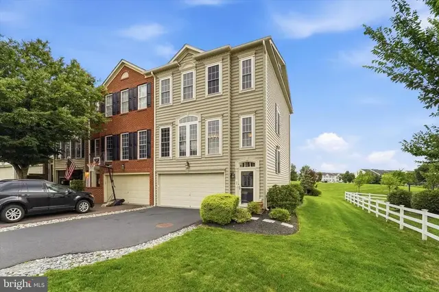97 N Savanna Dr, Pottstown