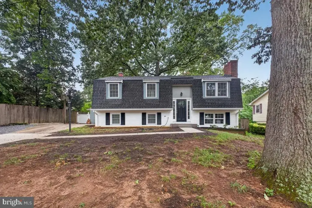 1075 Sun Valley Dr, ANNAPOLIS