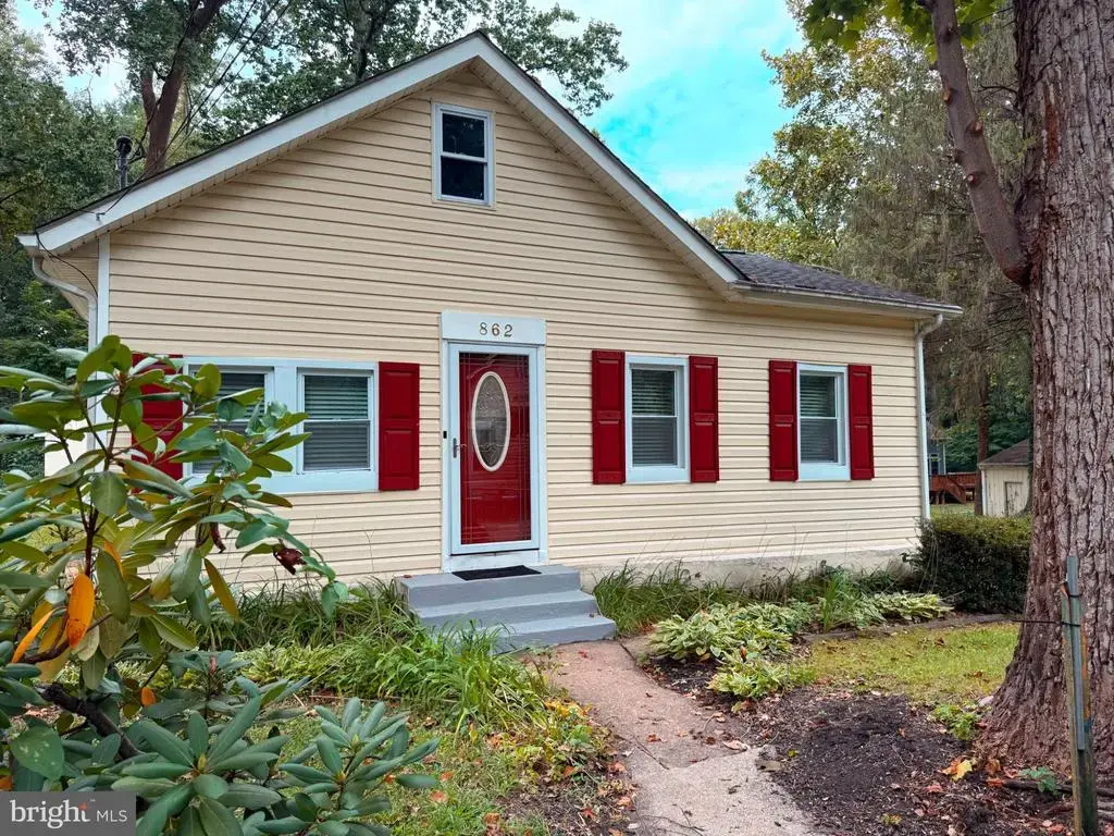 862 Birch Trl, CROWNSVILLE