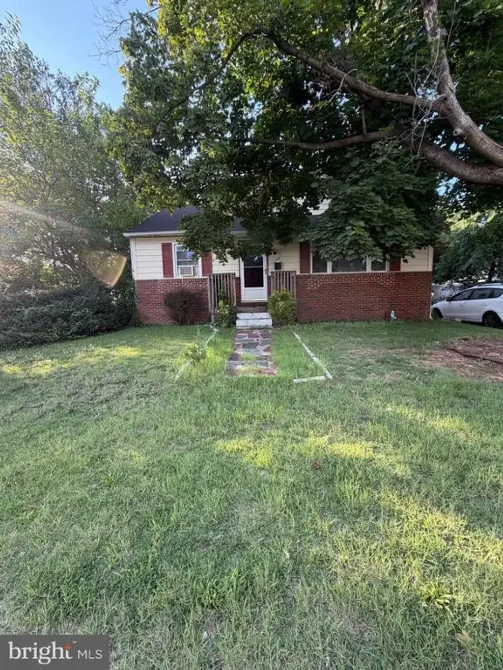 105 Fairfax Dr, CINNAMINSON