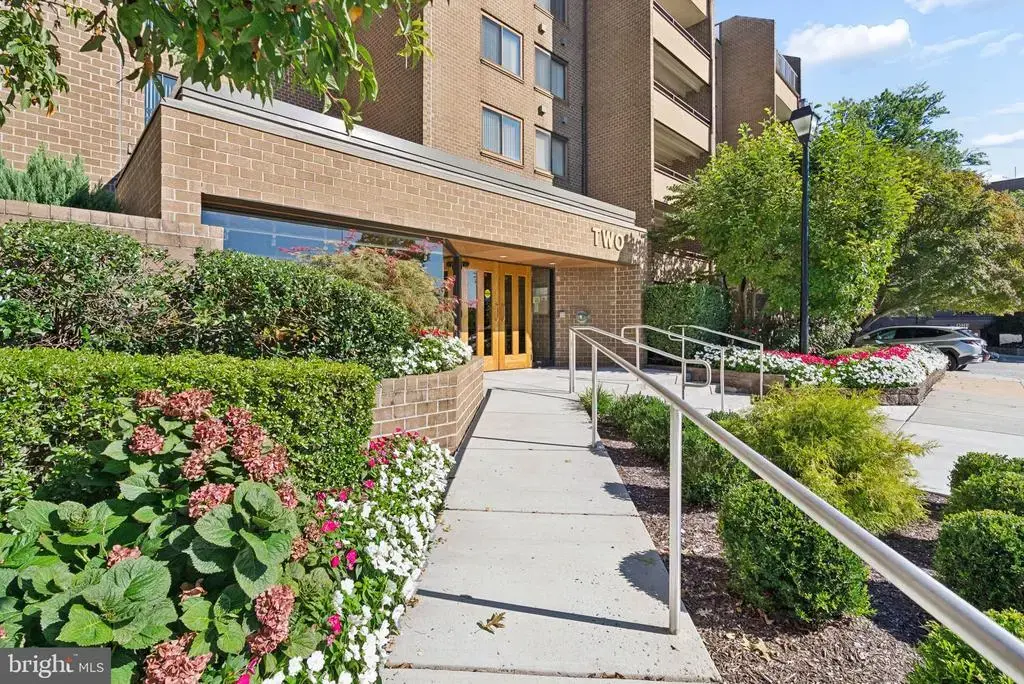 2 High Stepper Ct #104, PIKESVILLE