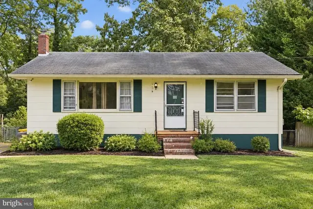 293 Cedar Ln, Annapolis