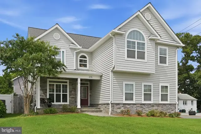 215 Windell Ave, Annapolis