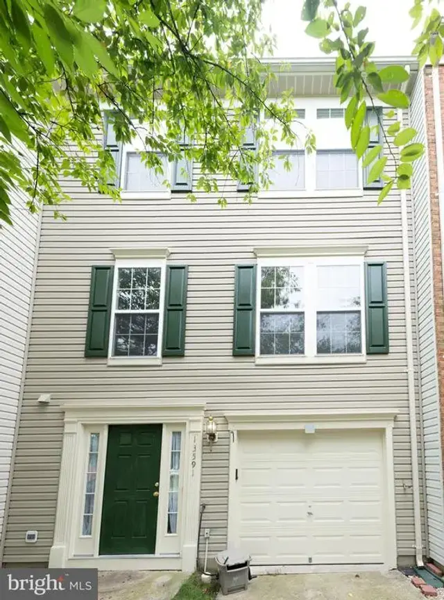 13591 Beckingham Dr, Herndon