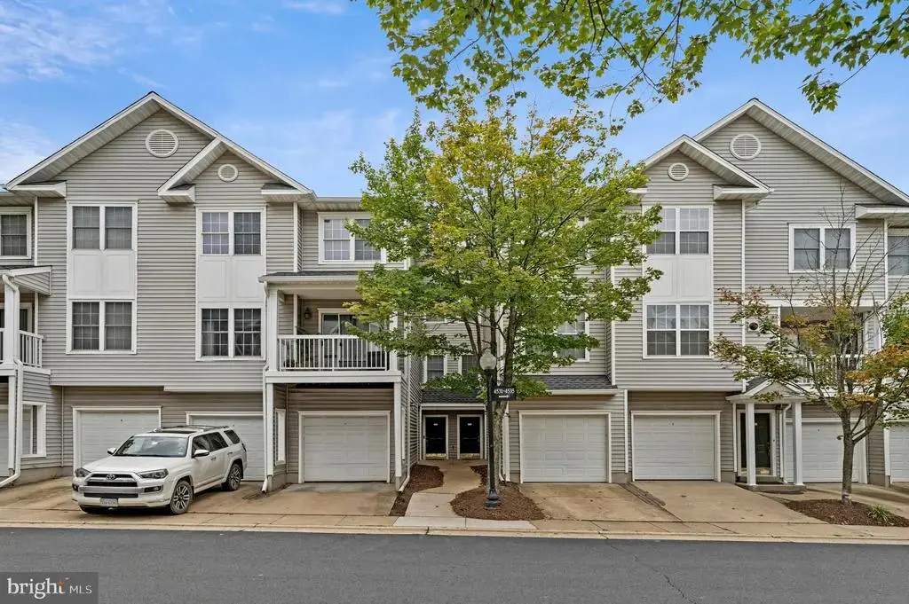 4529 Superior Sq, FAIRFAX