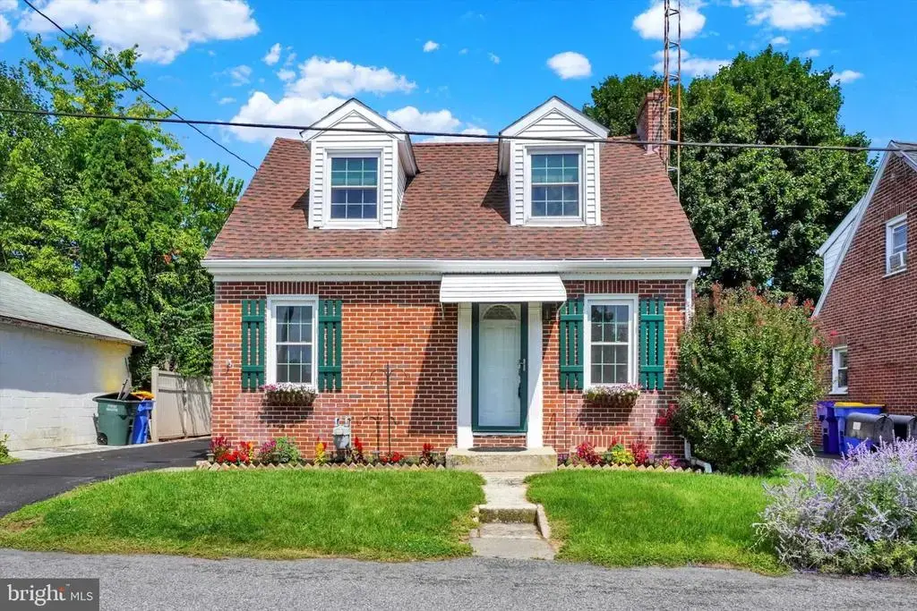 801 E 10th Ave, YORK