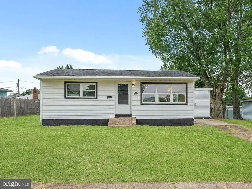 46 Indian Queen Ln, MAPLE SHADE