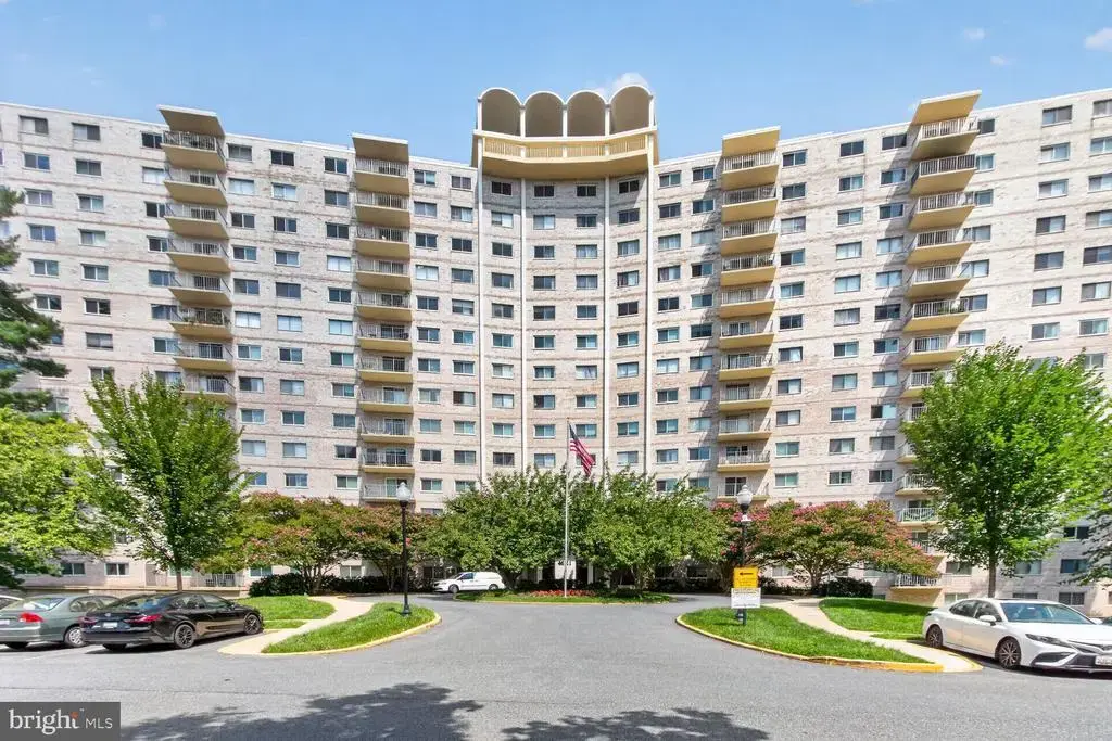 1121 University Blvd W #1013-b, SILVER SPRING