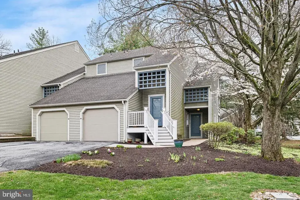 2001 Meadow Gln, WYOMISSING