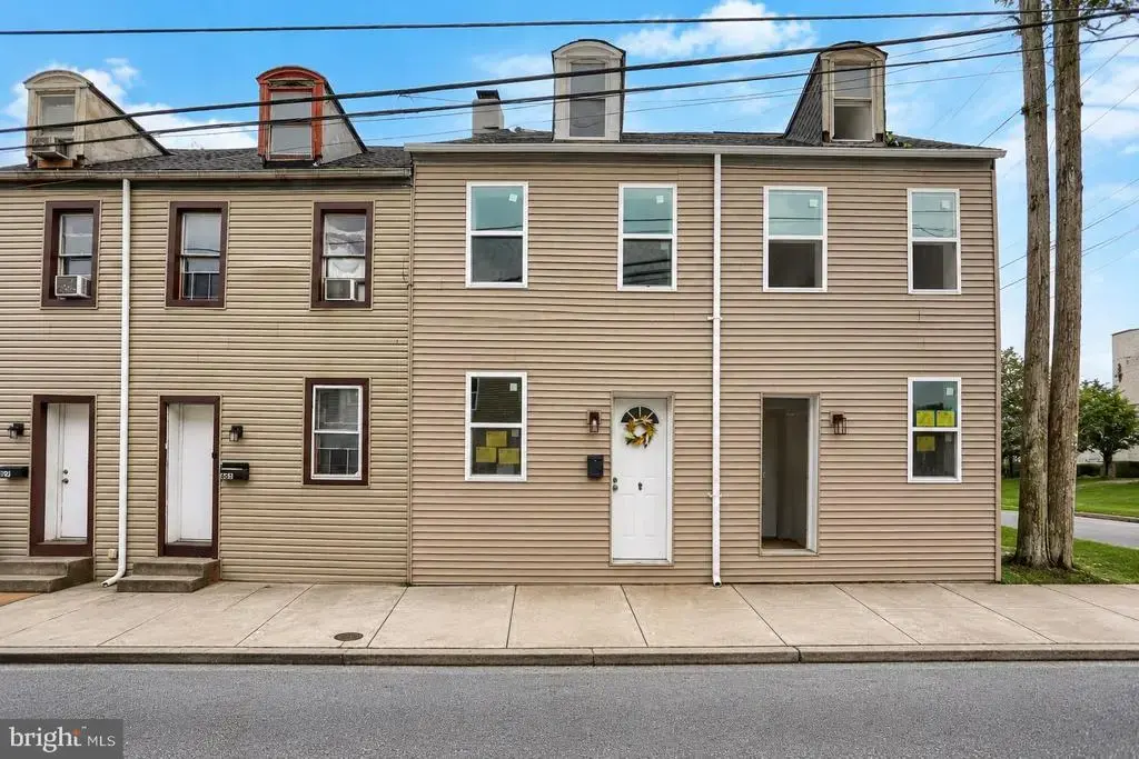 603 Dauphin St, HARRISBURG
