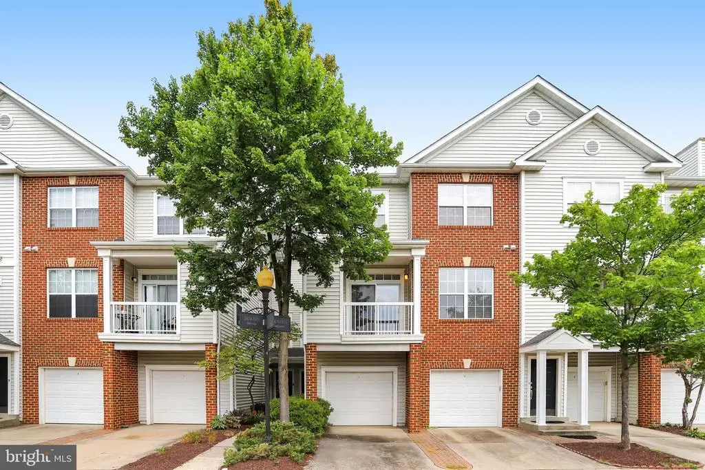 2426 Coopers Branch Ct #2426, HERNDON