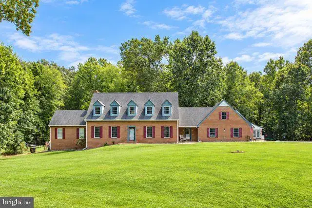 4340 Guinevere Ln, Pomfret