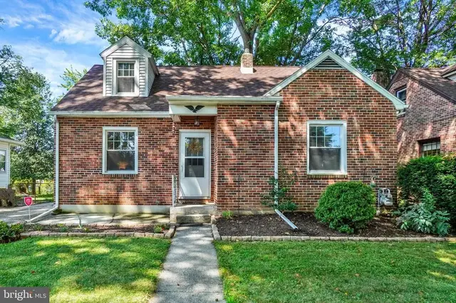 212 Lyndhurst Rd, York
