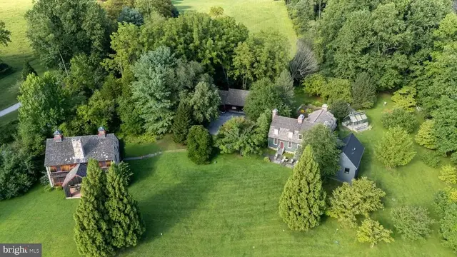 954 Drovers Ln, Chester Springs