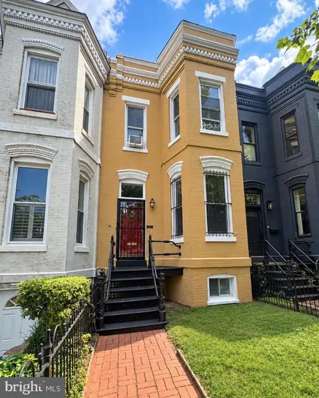 615 12th St Ne, WASHINGTON