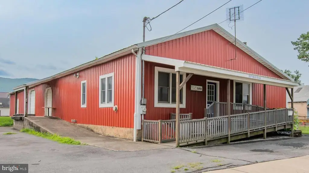 2117 Webb Street, WILLIAMSPORT