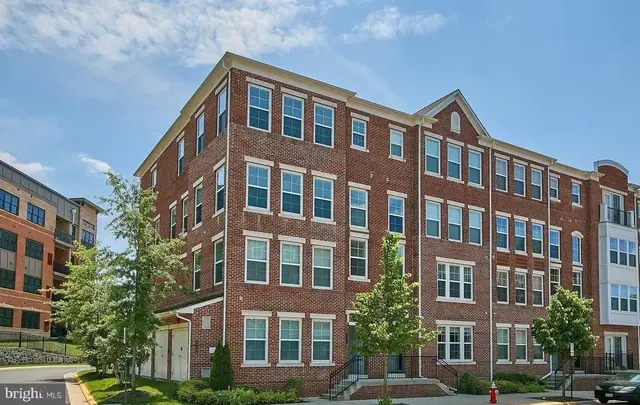 3073 Rittenhouse Cir #60, Fairfax