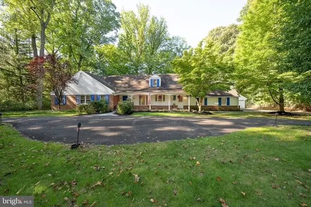 1448 Meadowbrook Rd, Meadowbrook