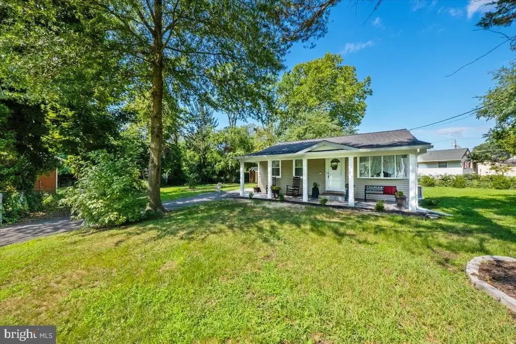 31 W Phoenix Ave, LAWNSIDE