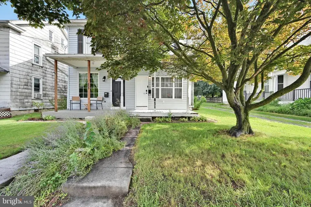 811 S Market St, ELIZABETHTOWN