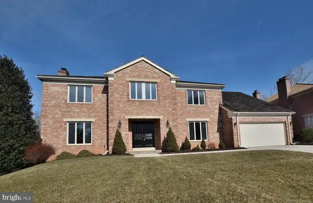 6286 Dunaway Ct, Mclean