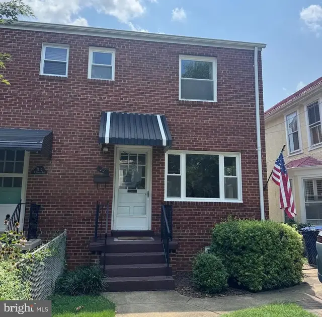11 E Oxford Ave, Alexandria