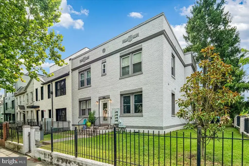 1601 Isherwood St Ne #1, WASHINGTON