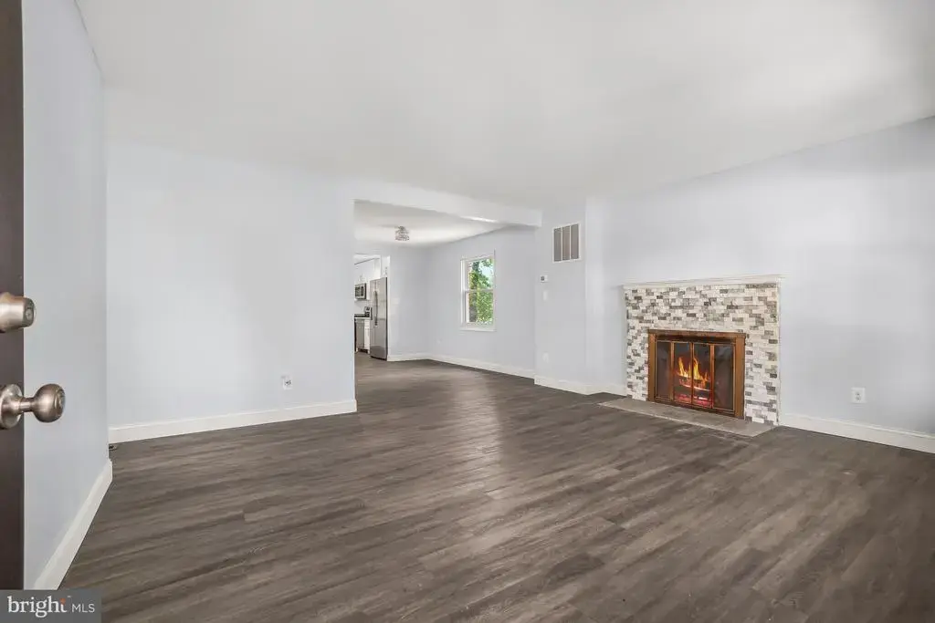 9359 Worrell Ave, LANHAM