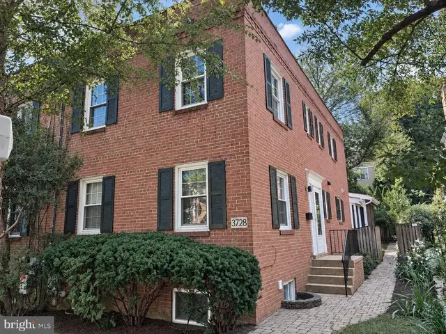3728 Albemarle St Nw, Washington