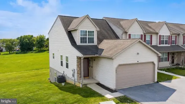 600 Glen Dr, Manchester