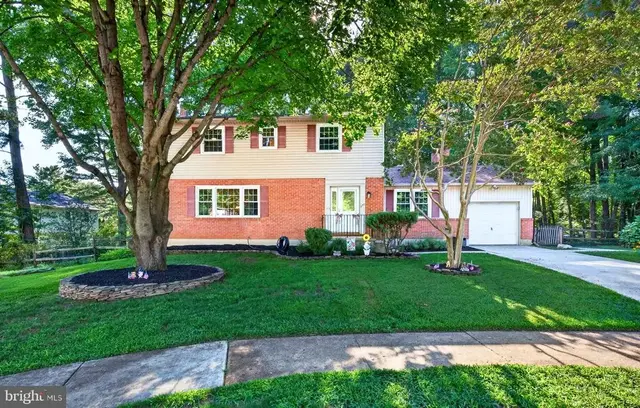 237 Crystal Ct, Newark