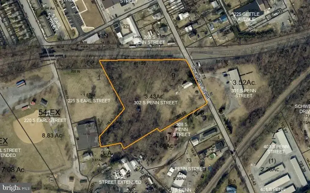 302 S Penn St, SHIPPENSBURG