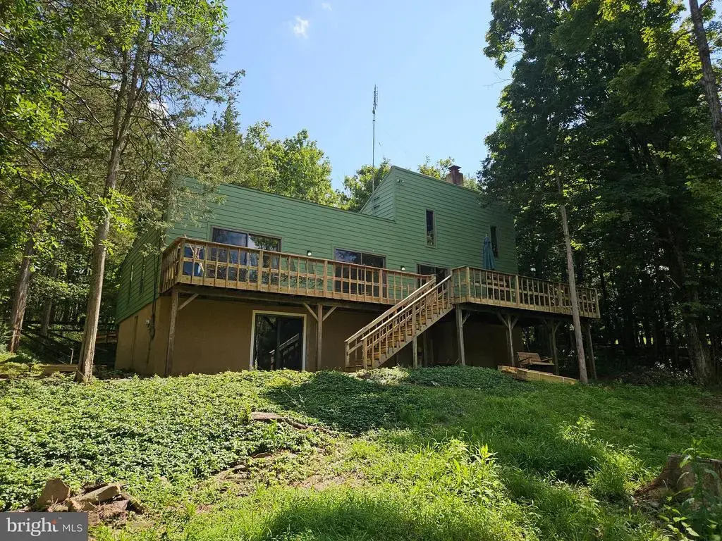6074 Covered Bridge Rd, PIPERSVILLE