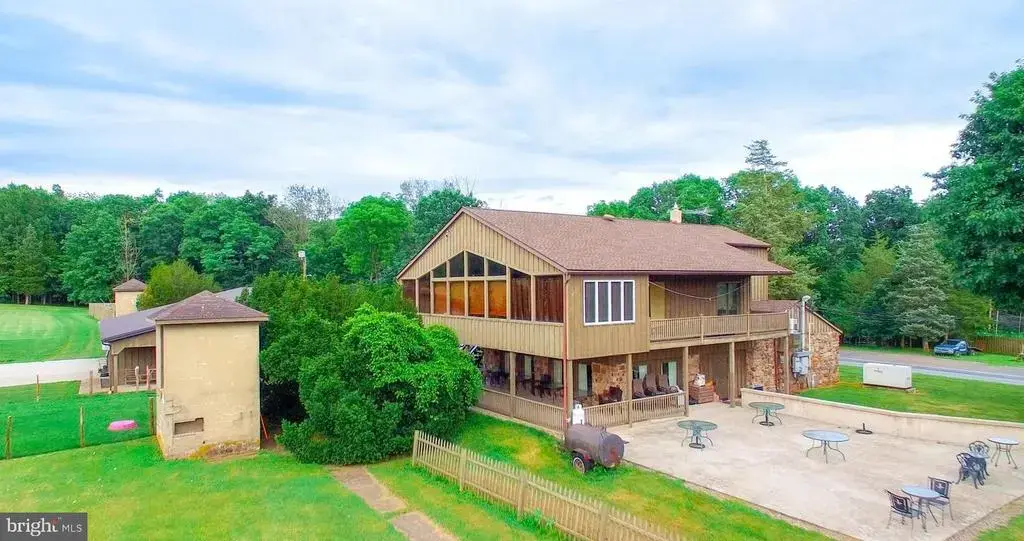 2071 Baus Rd, EAST GREENVILLE